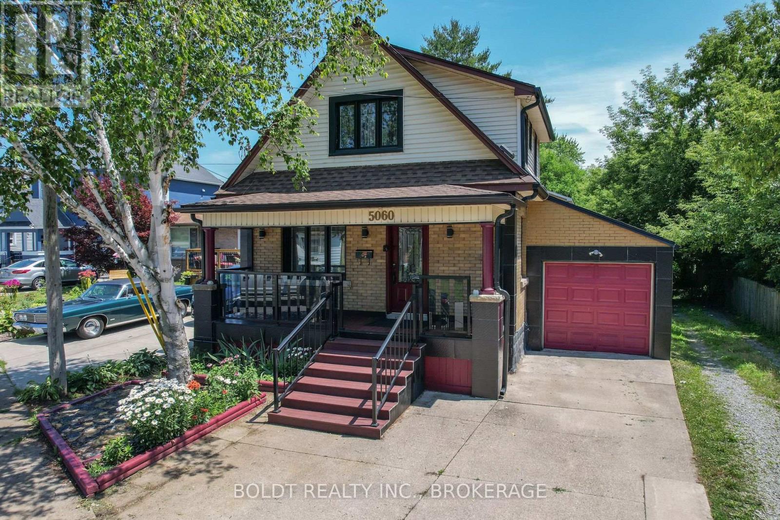 5060 ONTARIO AVENUE, Niagara Falls, Ontario
