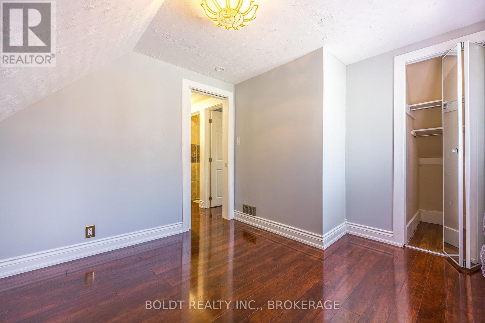 5060 Ontario Avenue, Niagara Falls, Ontario  L2E 3R9 - Photo 19 - X13602196
