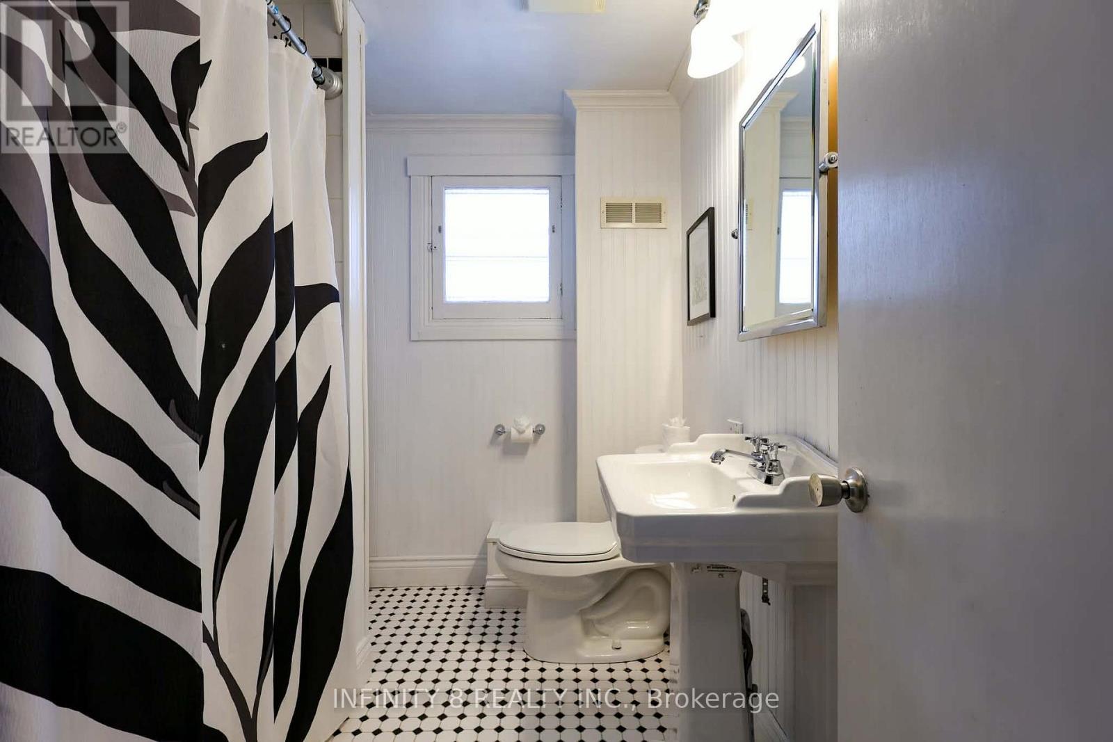 4 Alpine Street, St. Catharines, Ontario  L2S 2Y1 - Photo 13 - X13602830