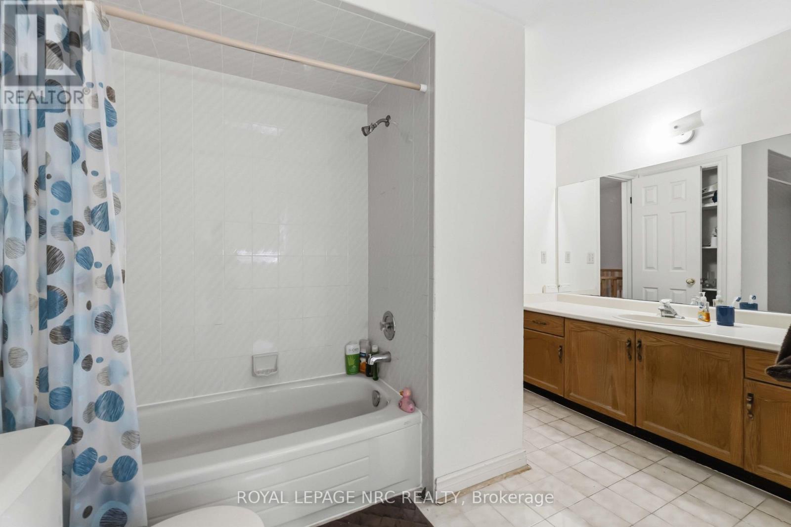 23 Woodside Square, Pelham, Ontario  L0S 1E4 - Photo 19 - X13603410
