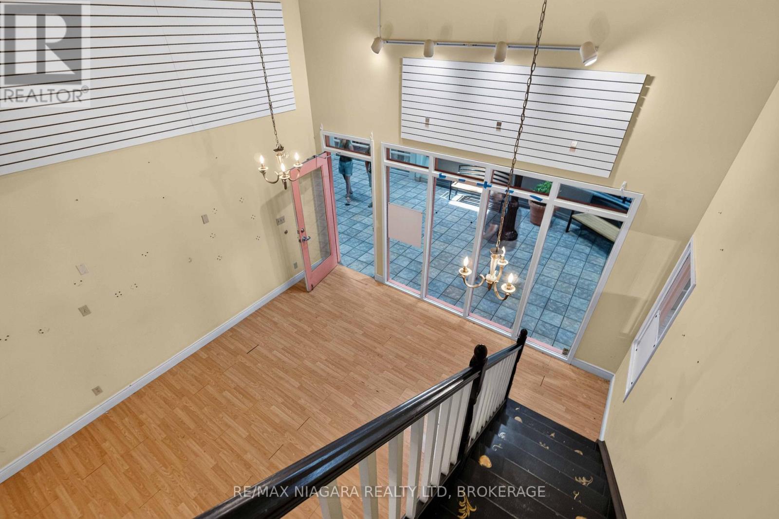 110 - 17 Lock Street, St. Catharines, Ontario  L2N 5B6 - Photo 11 - X13603794
