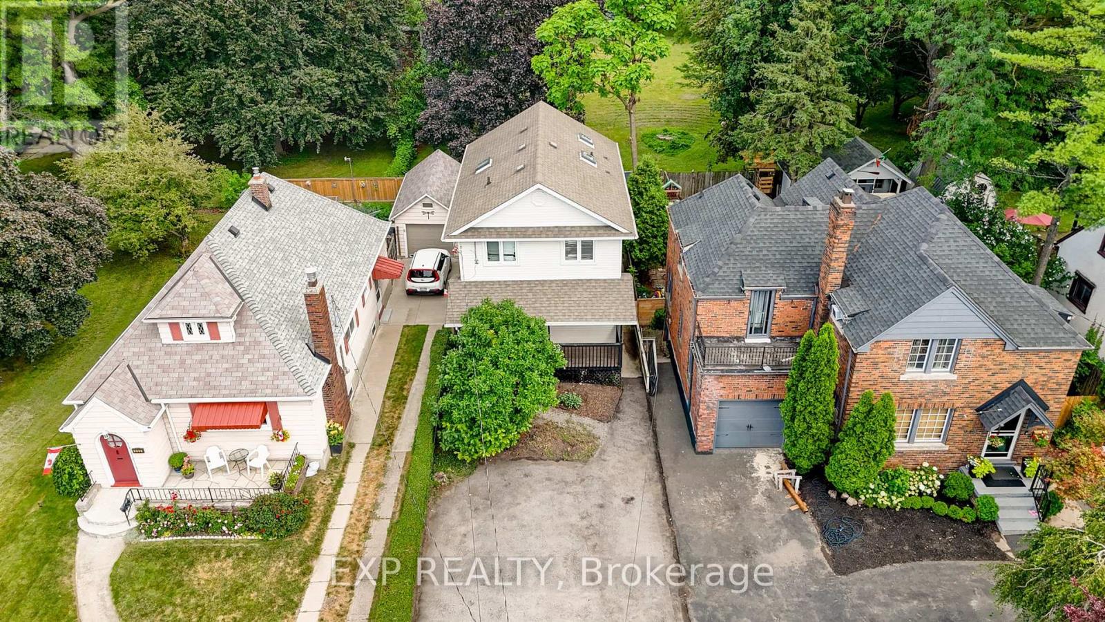 220 Geneva Street, St. Catharines, Ontario  L2R 4P8 - Photo 3 - X13604036