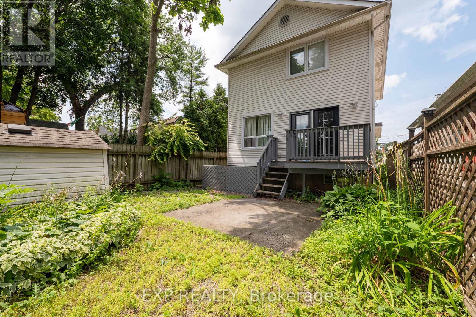 220 Geneva Street, St. Catharines, Ontario  L2R 4P8 - Photo 5 - X13604036