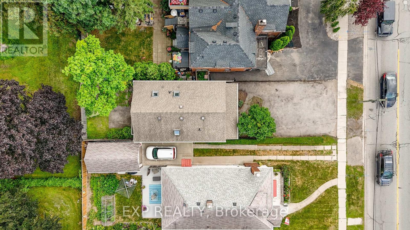 220 Geneva Street, St. Catharines, Ontario  L2R 4P8 - Photo 9 - X13604036