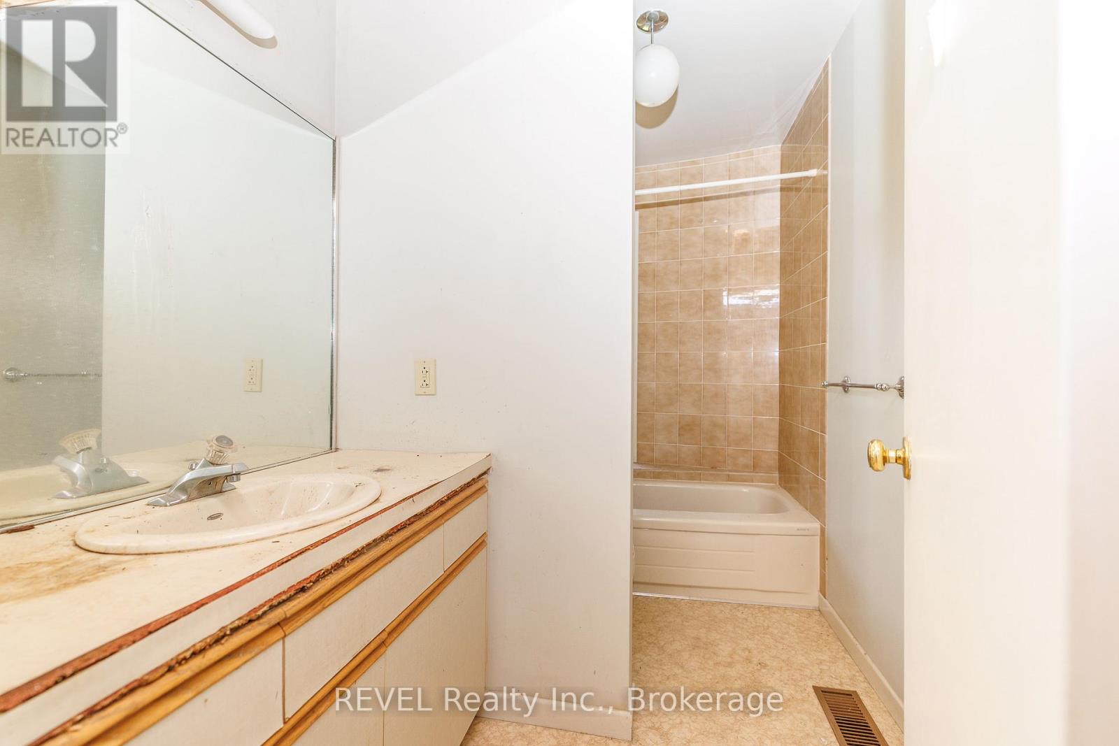 9572 Sodom Road, Niagara Falls, Ontario  L2G 0S7 - Photo 14 - X13604062