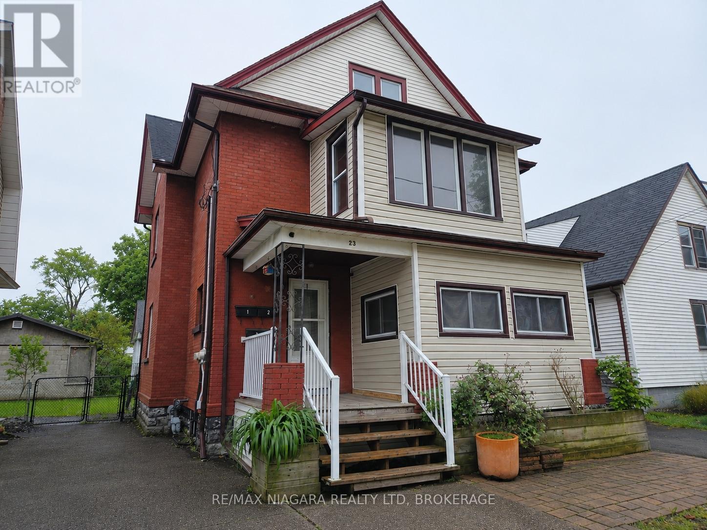 3 - 23 Avenue Place, Welland, Ontario  L3B 4B2 - Photo 2 - X13604100