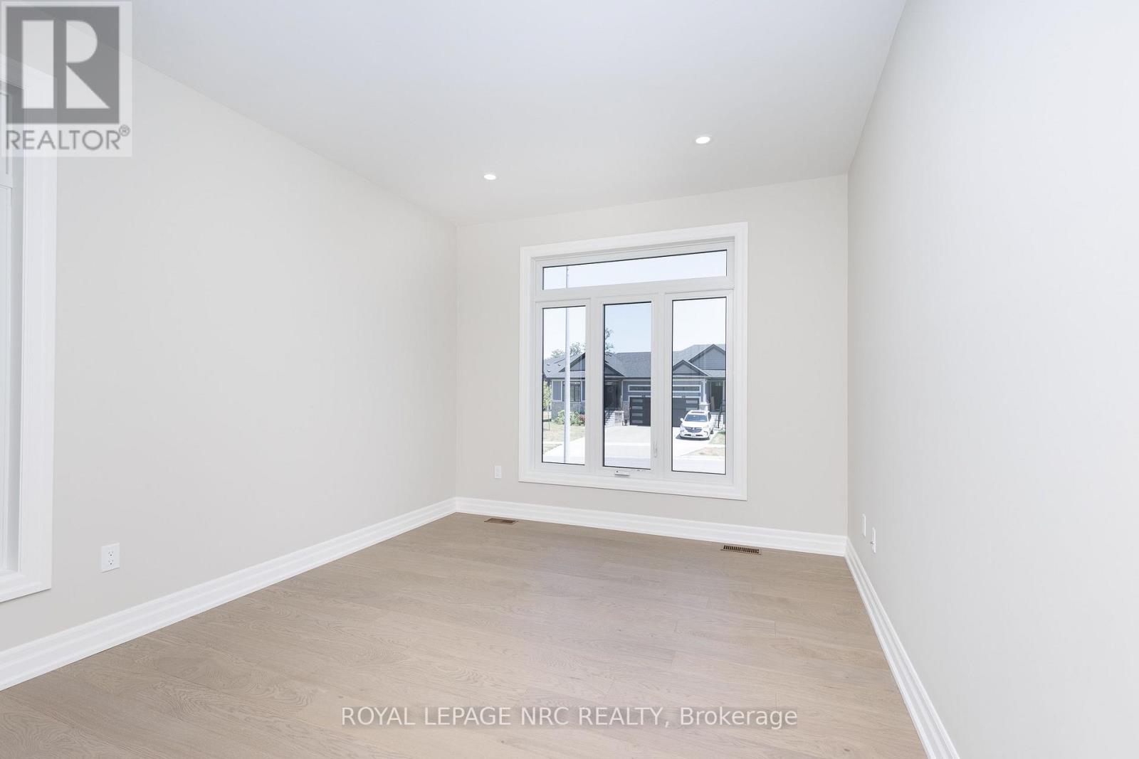 270 Lancaster Drive, Port Colborne, Ontario  L2V 5P3 - Photo 19 - X13604172
