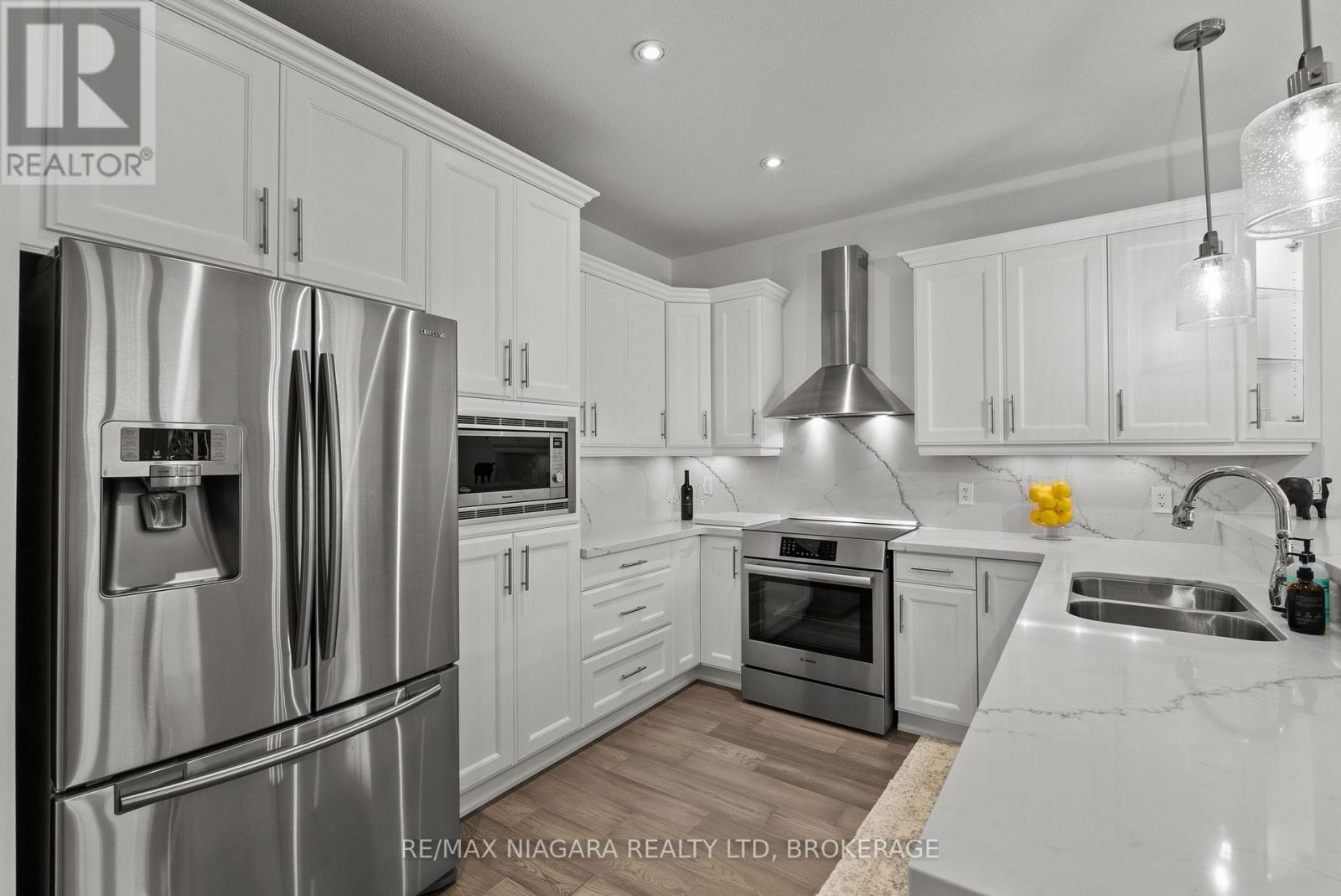 31 Pinot Trail, Niagara-On-The-Lake, Ontario  L0S 1J0 - Photo 11 - X13604226
