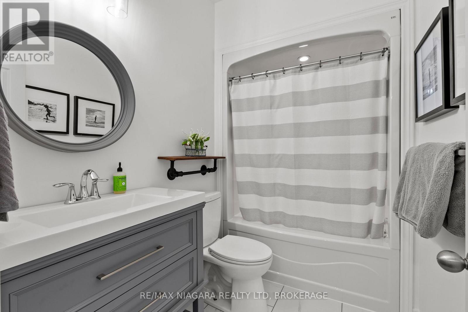 31 Pinot Trail, Niagara-On-The-Lake, Ontario  L0S 1J0 - Photo 24 - X13604226