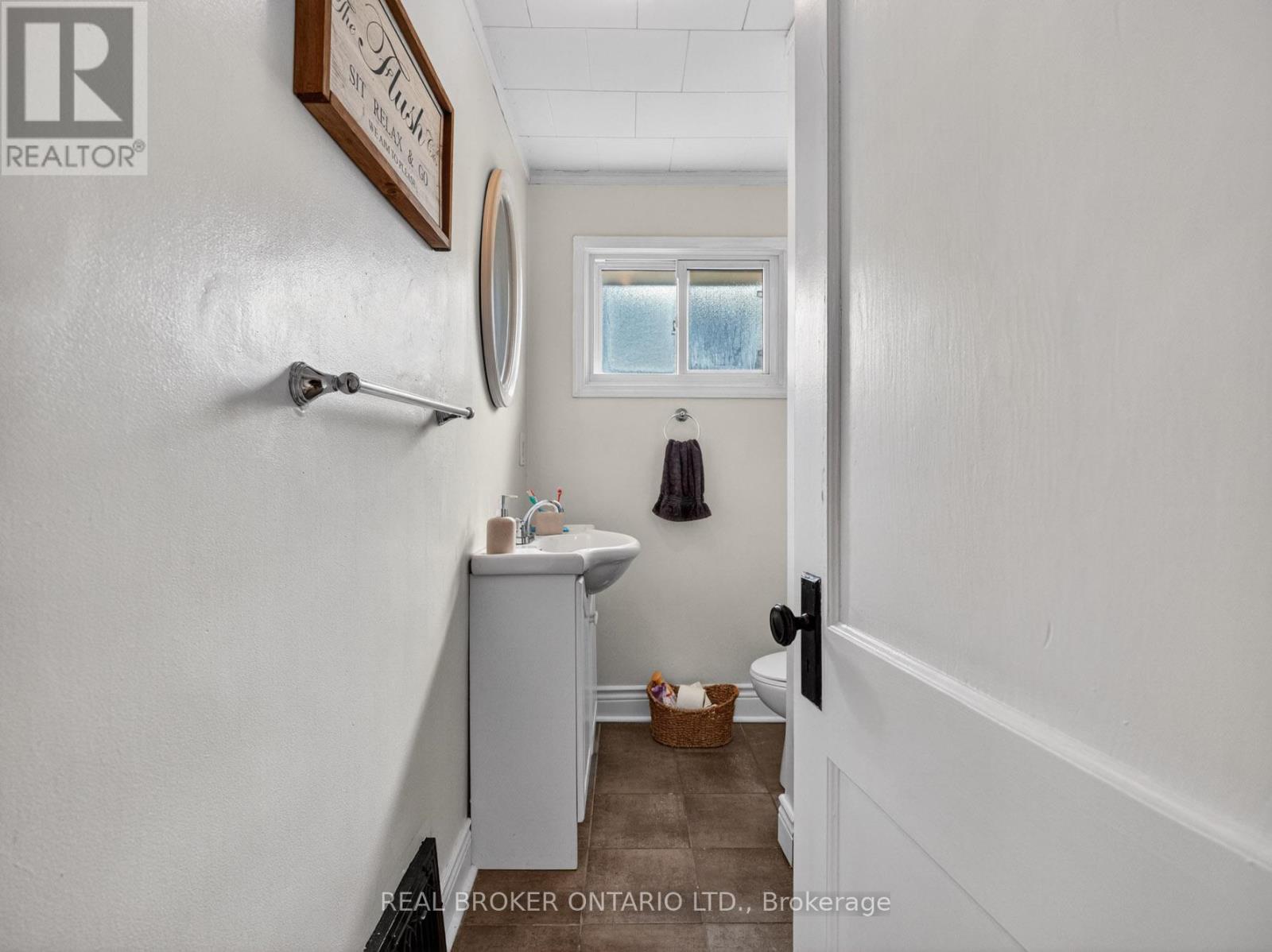 65 Christmas Street, Port Colborne, Ontario  L3K 1M4 - Photo 19 - X13604244