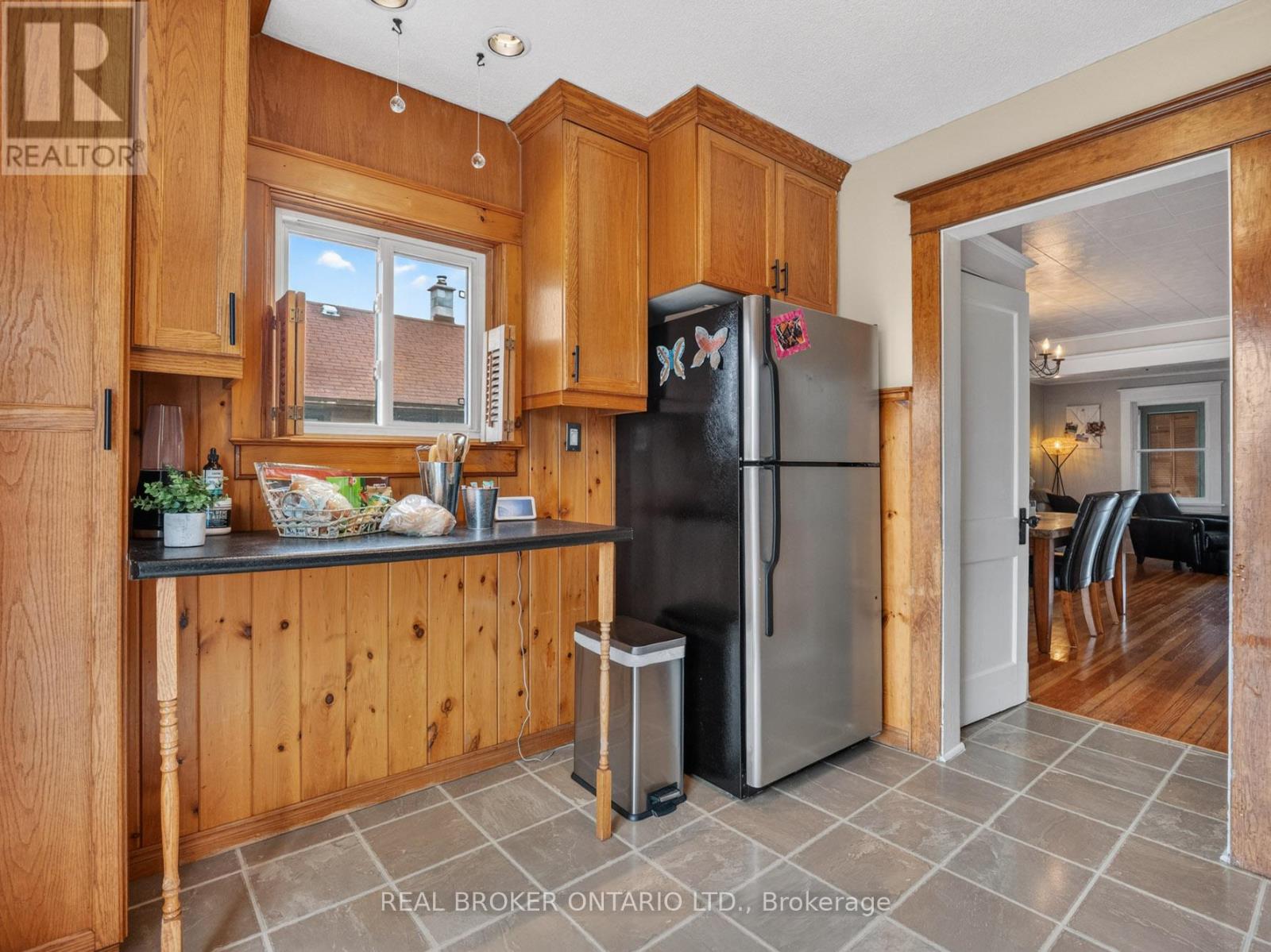 65 Christmas Street, Port Colborne, Ontario  L3K 1M4 - Photo 6 - X13604244
