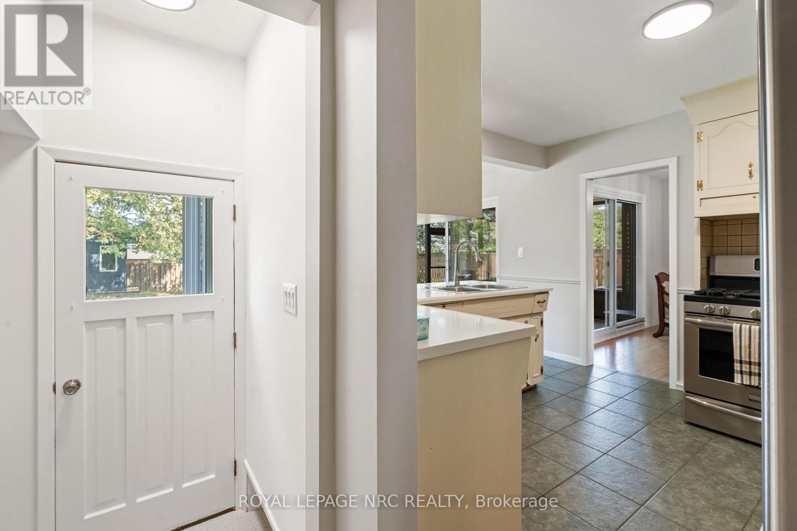 245 Riverview Boulevard, St. Catharines, Ontario  L2T 3N2 - Photo 24 - X13604880