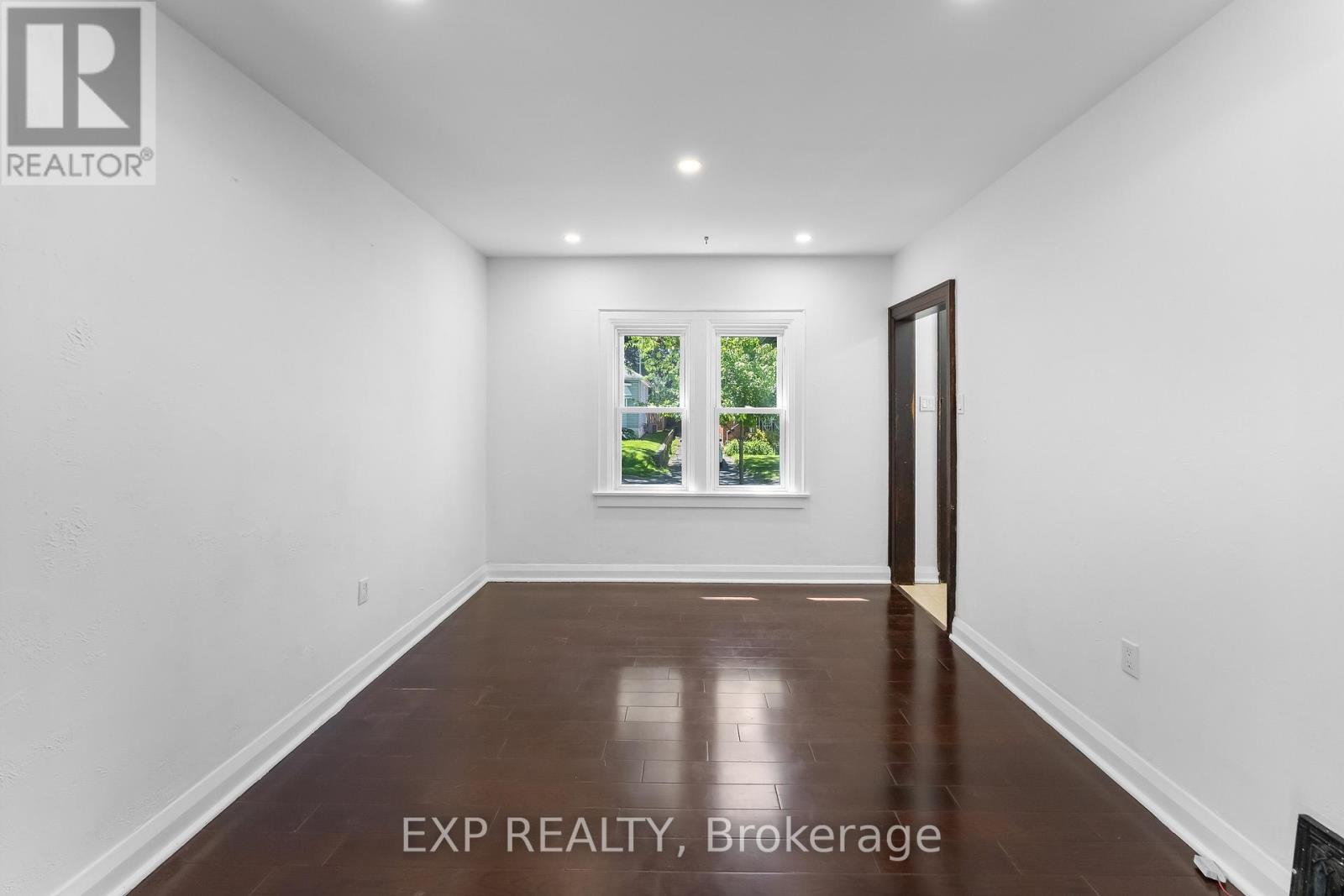 28 Grantham Avenue, St. Catharines, Ontario  L2P 3B4 - Photo 10 - X13604896