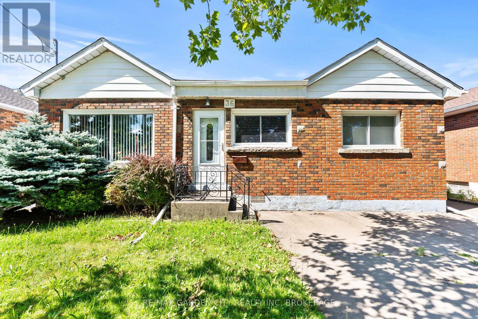 36 Rose Avenue, Thorold, Ontario  L2V 3C6 - Photo 2 - X13605234