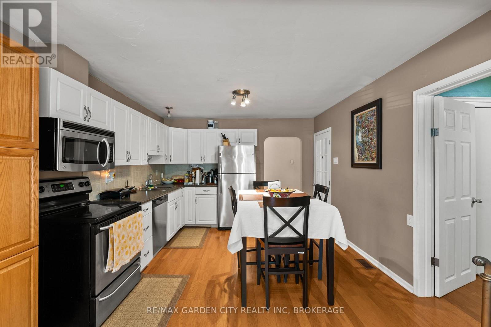 36 Rose Avenue, Thorold, Ontario  L2V 3C6 - Photo 7 - X13605234