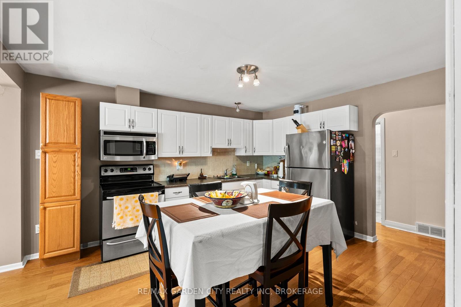 36 Rose Avenue, Thorold, Ontario  L2V 3C6 - Photo 8 - X13605234