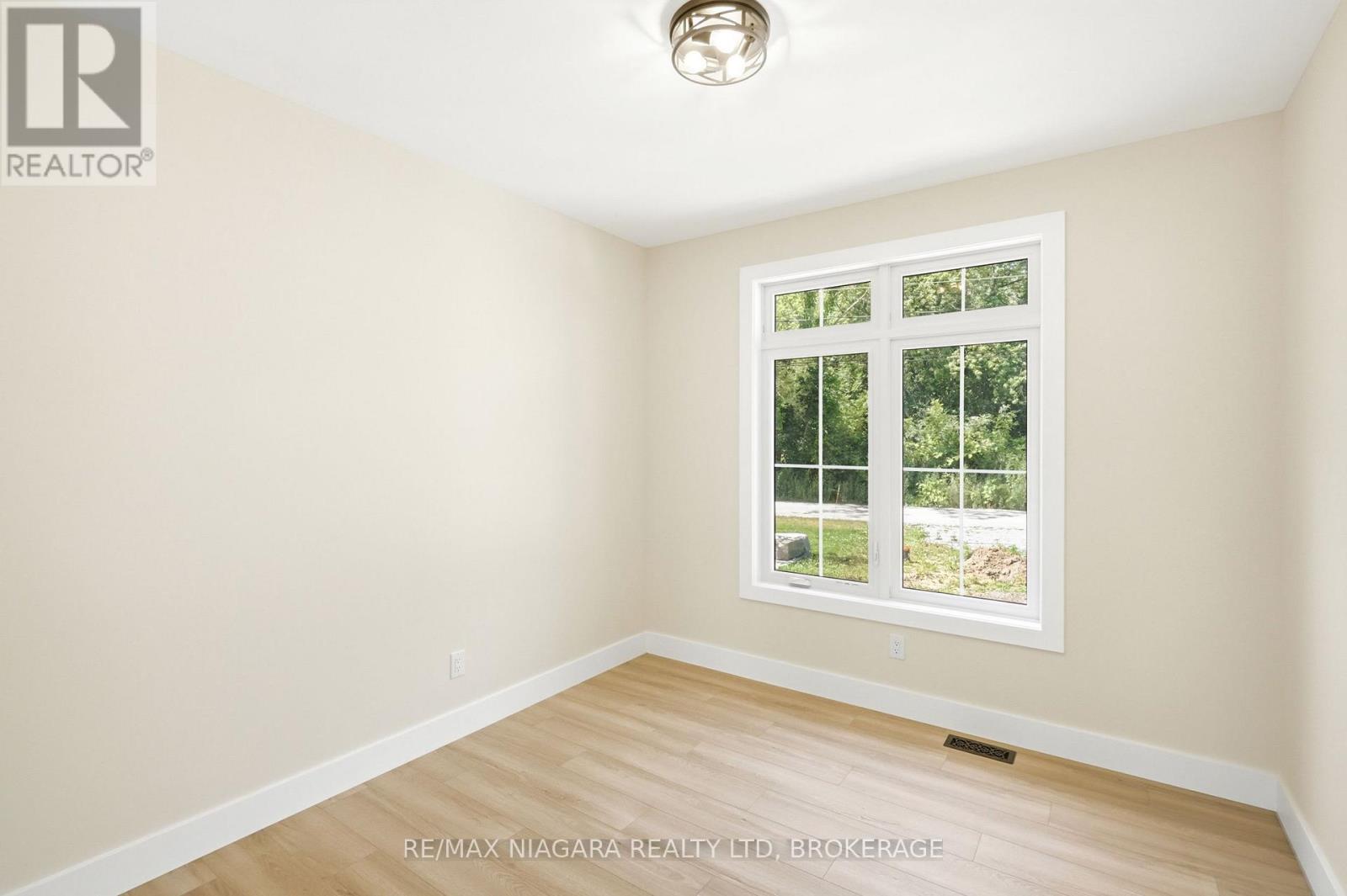 3561 Yacht Harbour Road, Fort Erie, Ontario  L0S 1N0 - Photo 21 - X13605298
