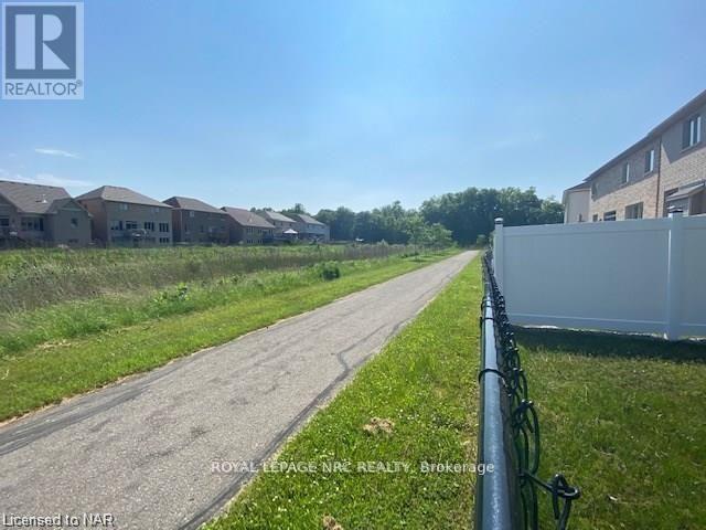 7801 Sassafras Trail, Niagara Falls, Ontario  L2H 0N5 - Photo 5 - X13605372