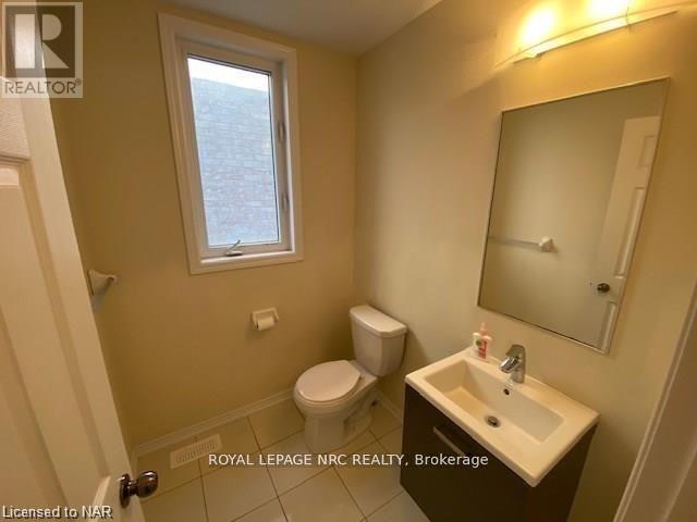 7801 Sassafras Trail, Niagara Falls, Ontario  L2H 0N5 - Photo 9 - X13605372