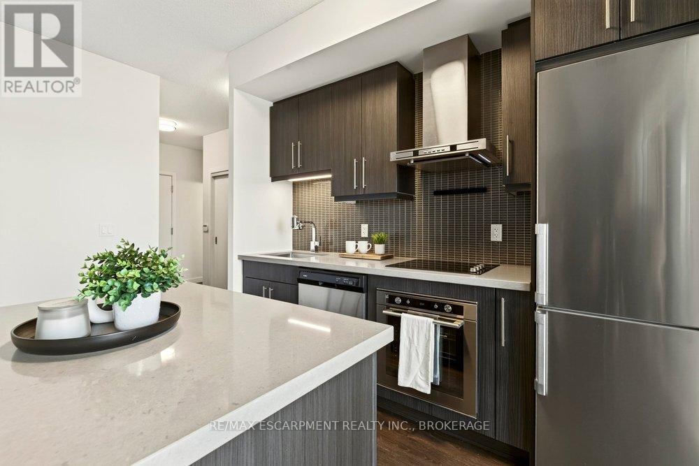 702 - 2087 Fairview Street, Burlington, Ontario  L7R 0E5 - Photo 11 - W13605456