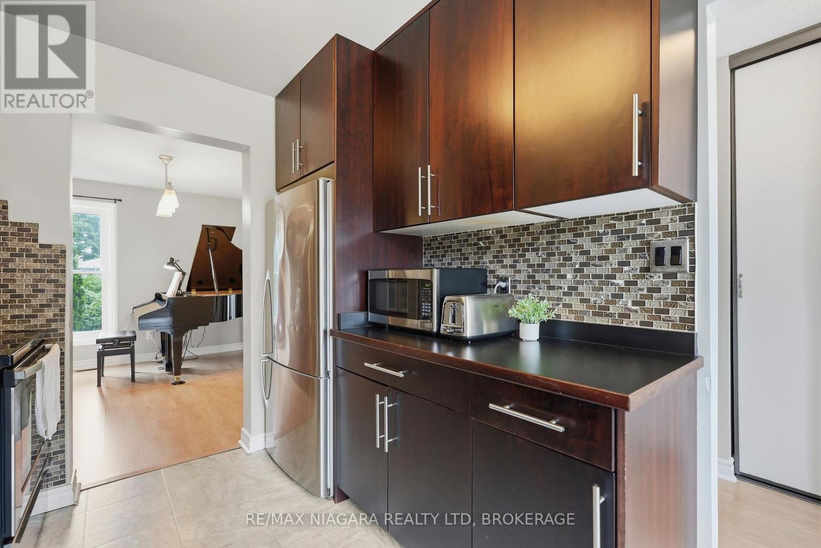 24 - 122 Lakeshore Road, St. Catharines, Ontario  L2N 6N6 - Photo 11 - X13605458