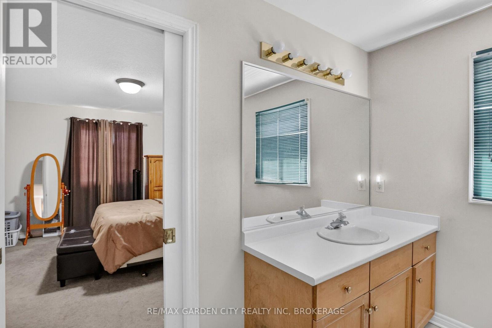 8063 Citation Road, Niagara Falls, Ontario  L2H 3E5 - Photo 11 - X13605556