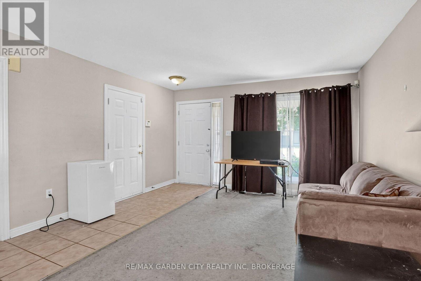8063 Citation Road, Niagara Falls, Ontario  L2H 3E5 - Photo 8 - X13605556