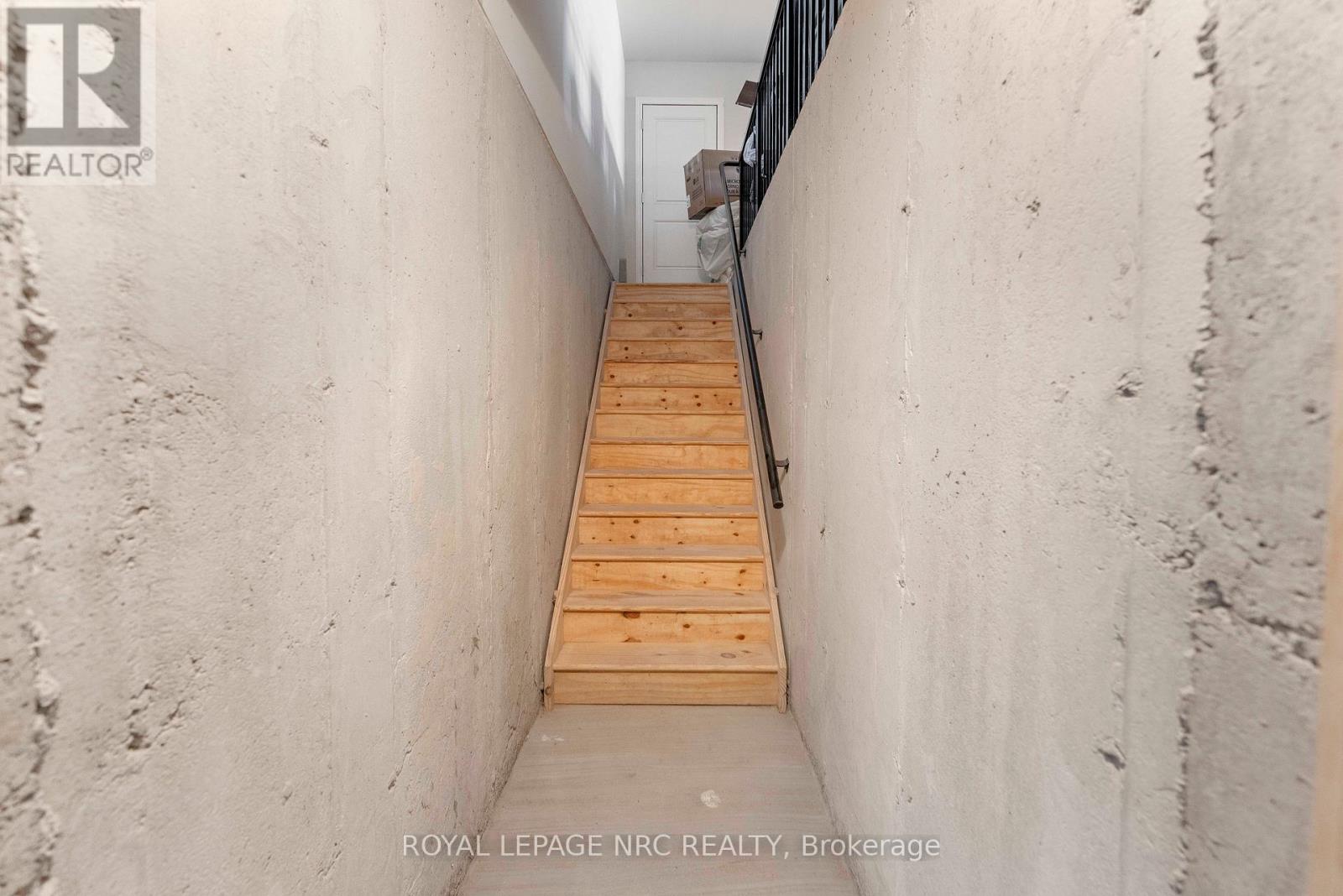 12 Swan Avenue, Pelham, Ontario  L0S 1E6 - Photo 44 - X13605952