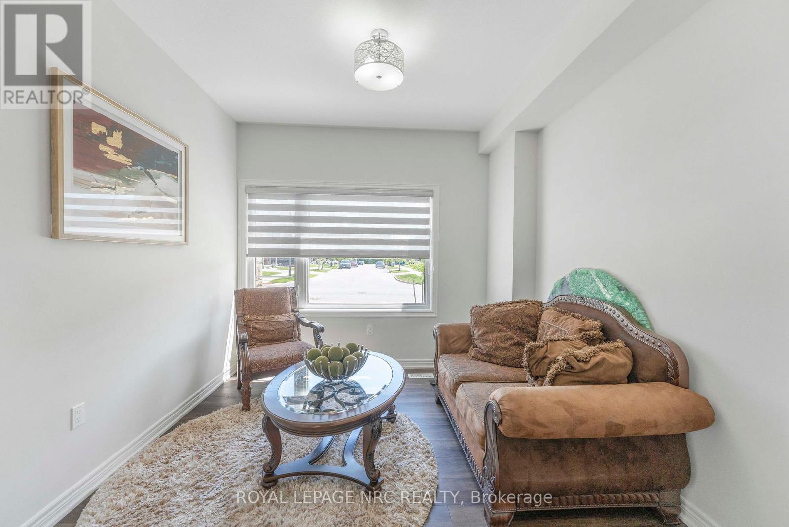 12 Swan Avenue, Pelham, Ontario  L0S 1E6 - Photo 6 - X13605952