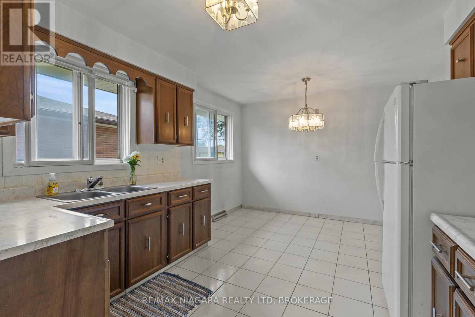 74 Westwood Crescent, Welland, Ontario  L3C 4R3 - Photo 10 - X13605970