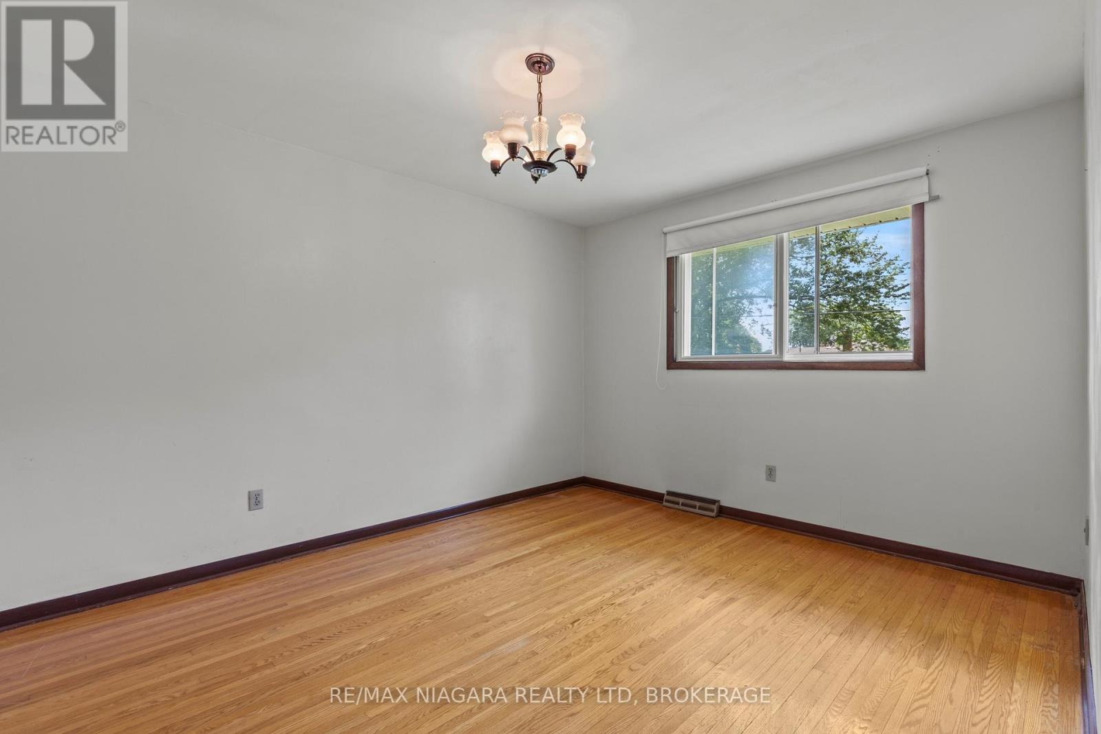 74 Westwood Crescent, Welland, Ontario  L3C 4R3 - Photo 17 - X13605970