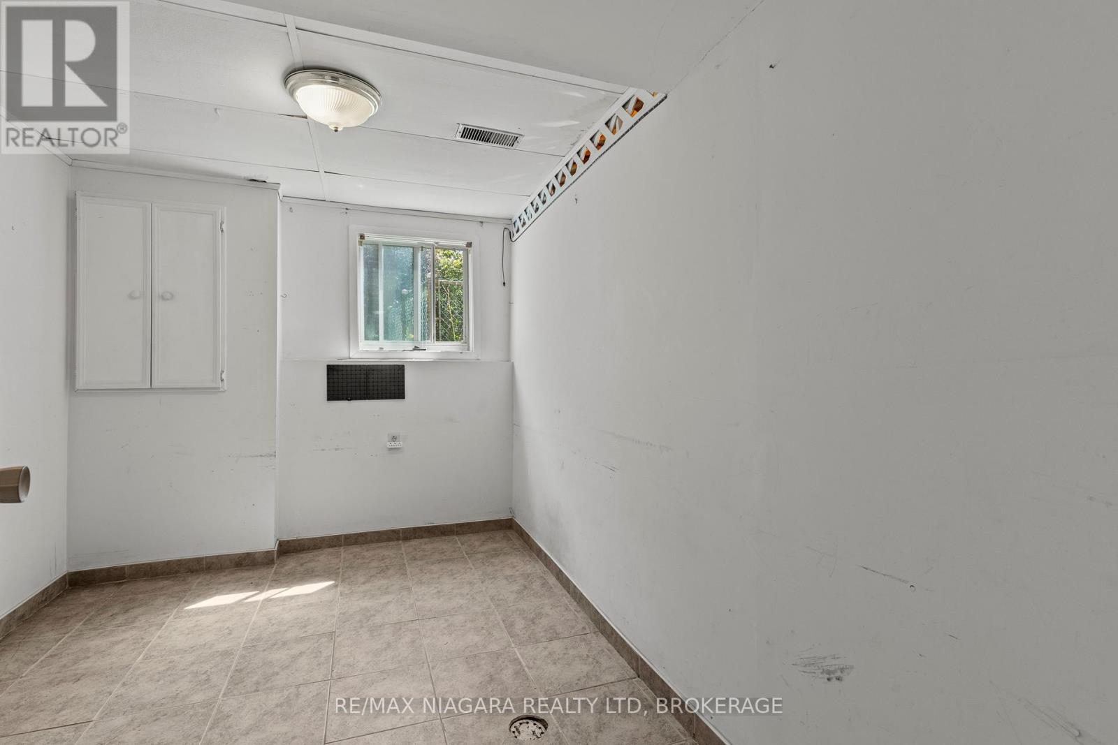 74 Westwood Crescent, Welland, Ontario  L3C 4R3 - Photo 23 - X13605970