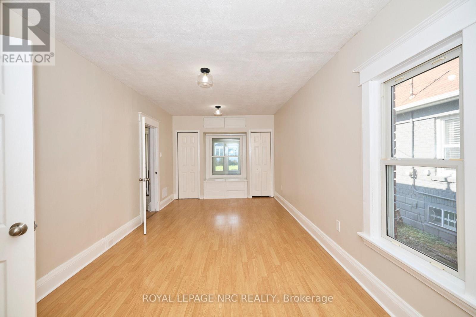 4592 Sixth Avenue, Niagara Falls, Ontario  L2E 4T3 - Photo 18 - X13606002