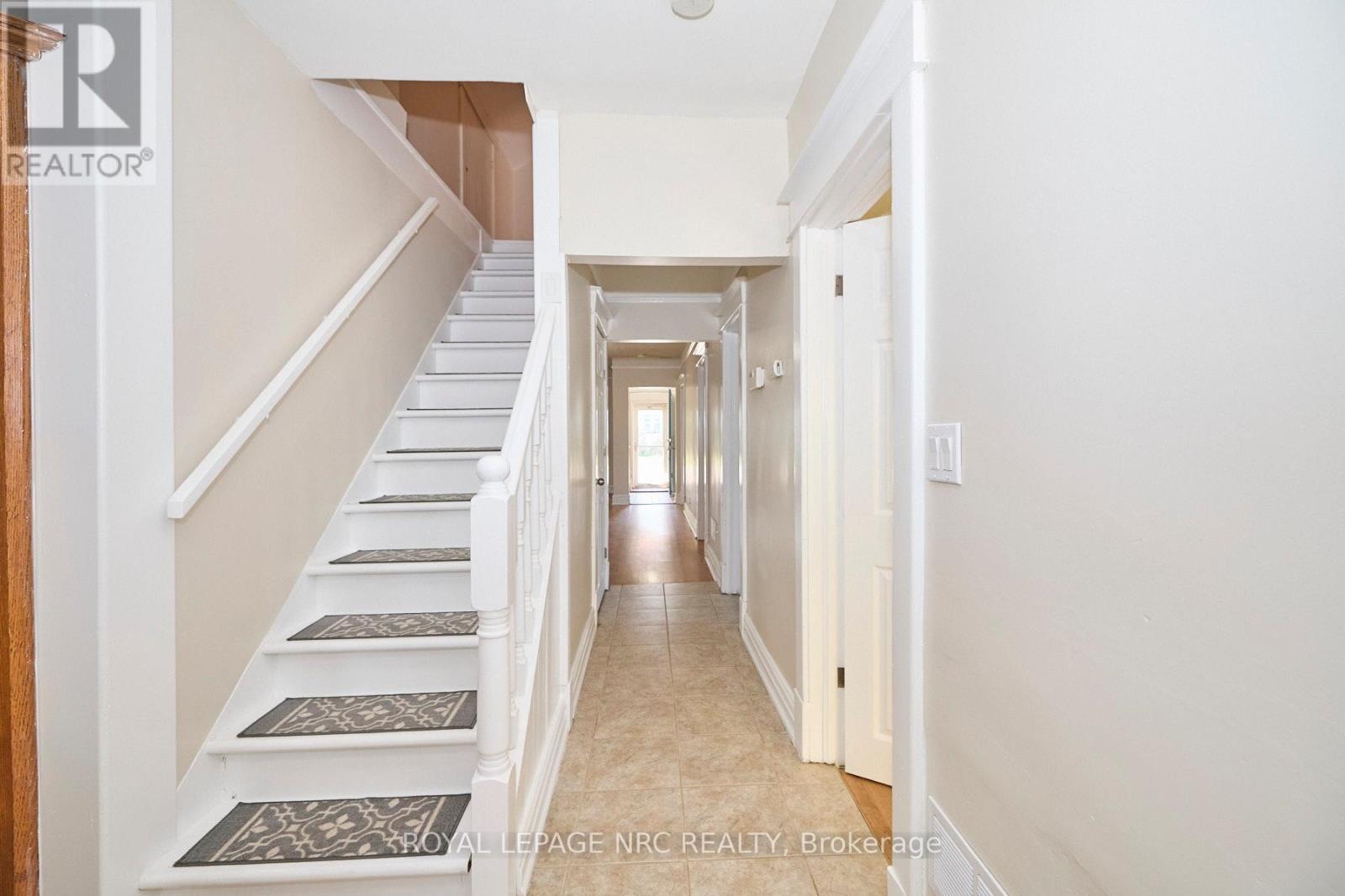 4592 Sixth Avenue, Niagara Falls, Ontario  L2E 4T3 - Photo 29 - X13606002