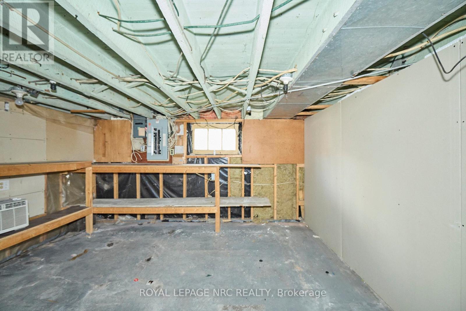 4592 Sixth Avenue, Niagara Falls, Ontario  L2E 4T3 - Photo 33 - X13606002