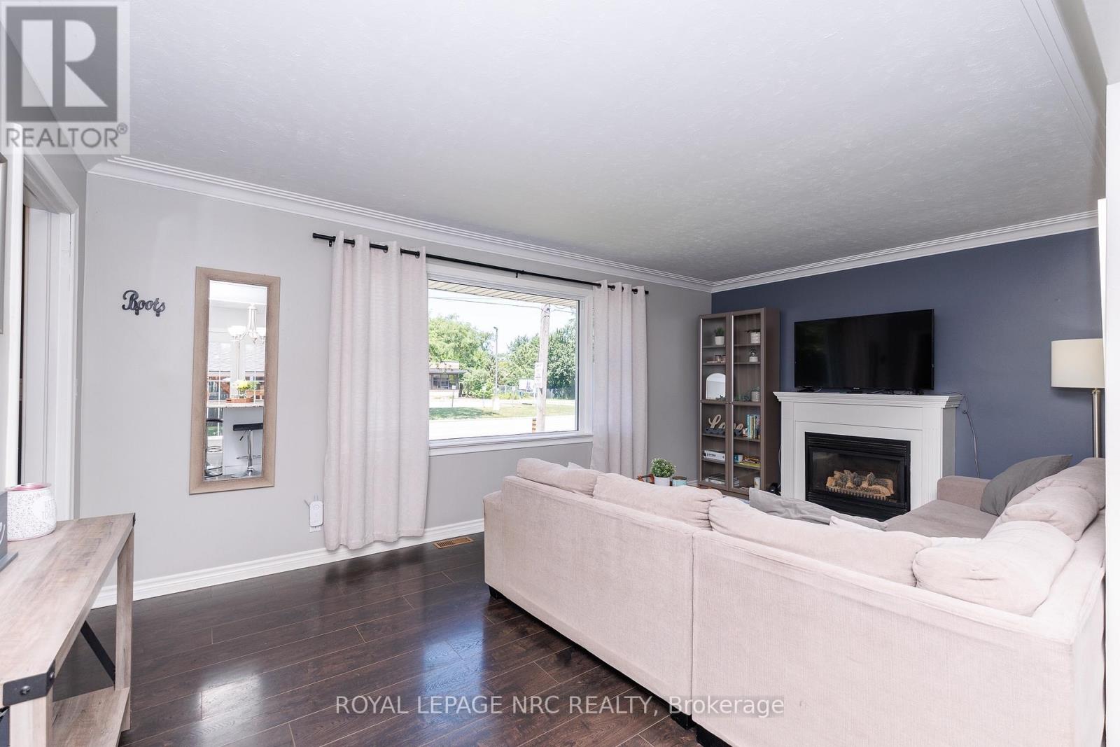 3676 Dorchester Road, Niagara Falls, Ontario  L2J 3A5 - Photo 12 - X13606006