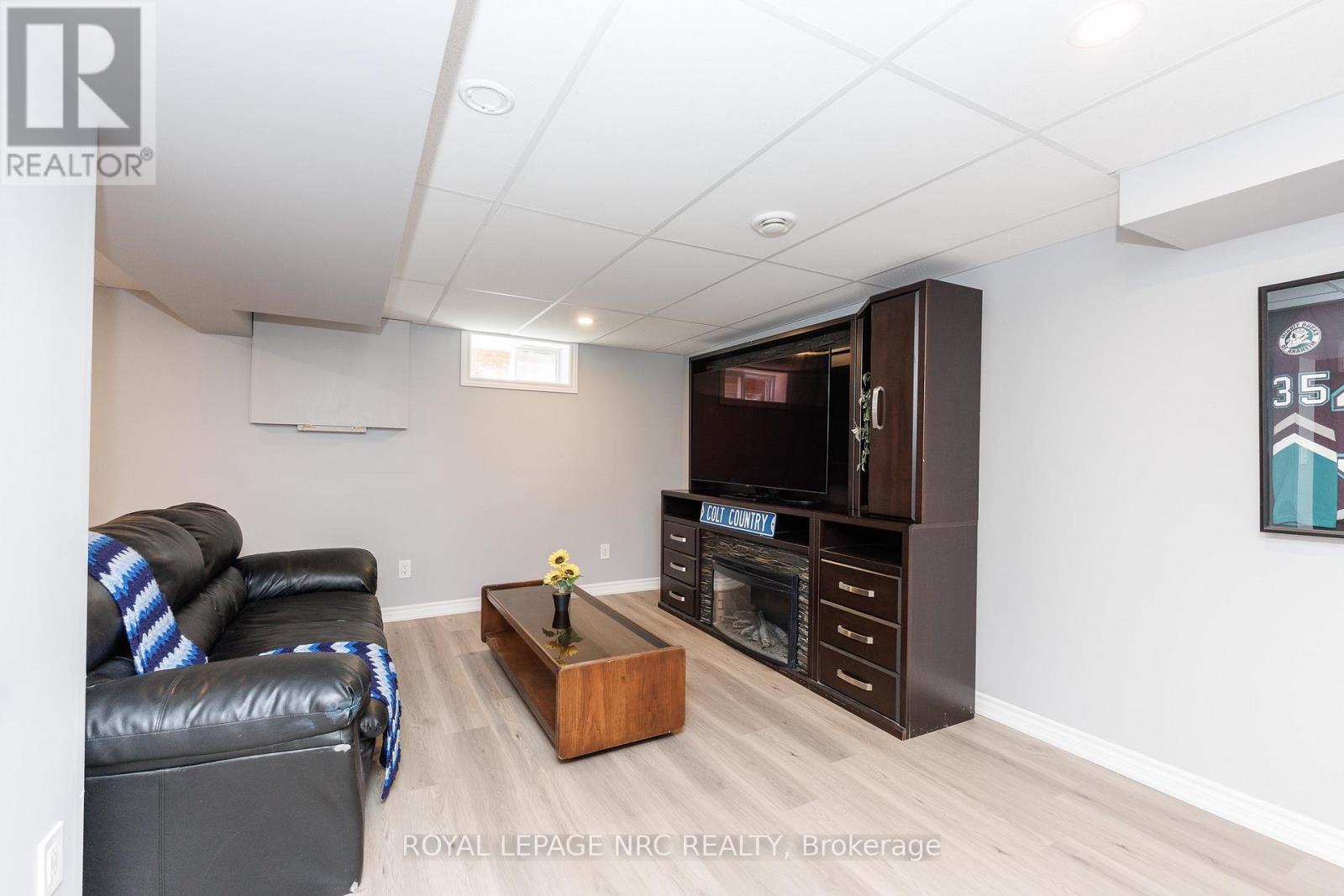 3676 Dorchester Road, Niagara Falls, Ontario  L2J 3A5 - Photo 29 - X13606006