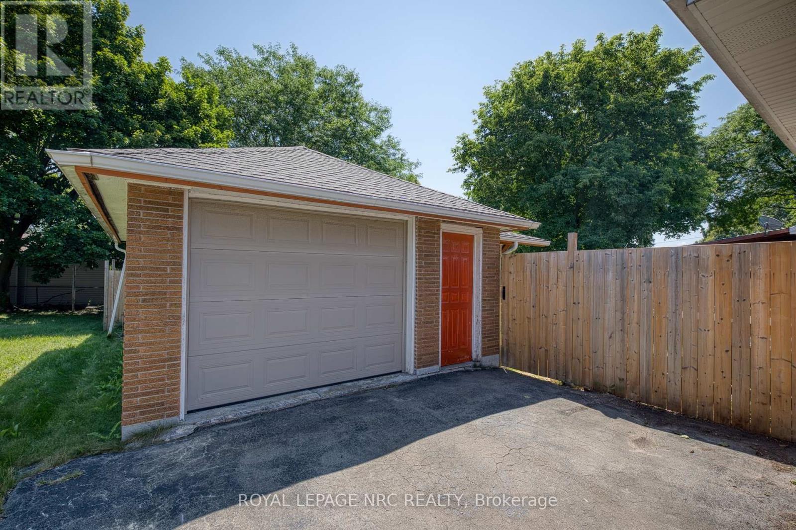 3676 Dorchester Road, Niagara Falls, Ontario  L2J 3A5 - Photo 41 - X13606006