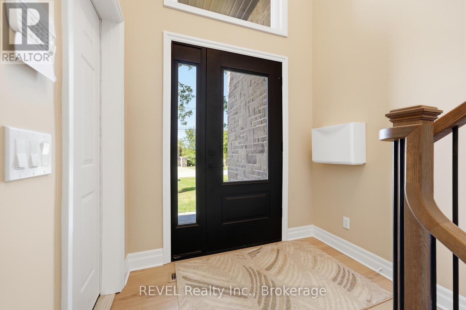 681 Warner Road, Niagara-On-The-Lake, Ontario  L0S 1J0 - Photo 10 - X13606016