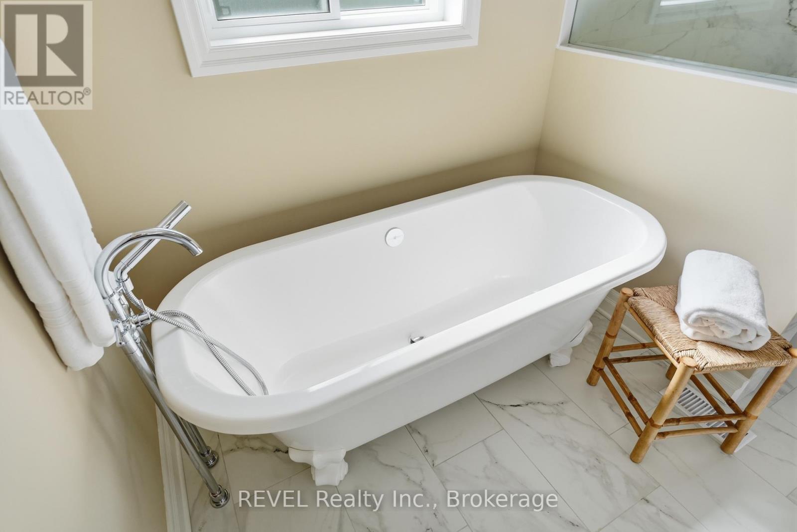 681 Warner Road, Niagara-On-The-Lake, Ontario  L0S 1J0 - Photo 17 - X13606016