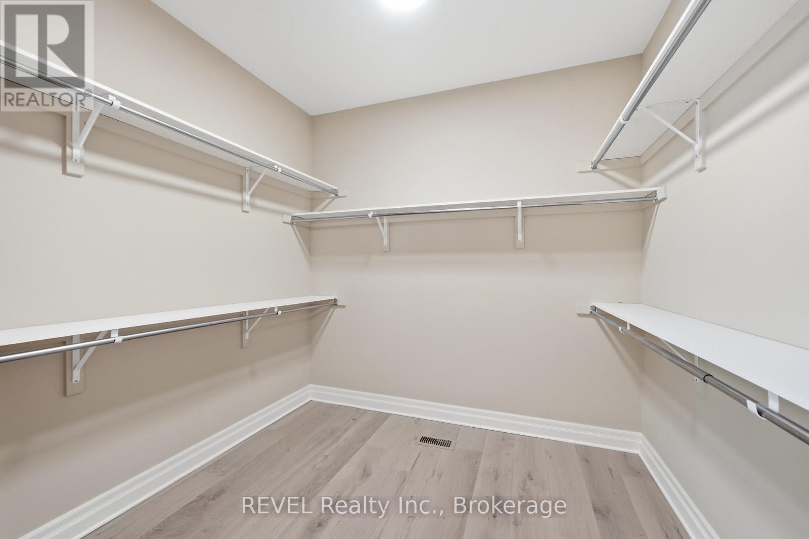681 Warner Road, Niagara-On-The-Lake, Ontario  L0S 1J0 - Photo 19 - X13606016