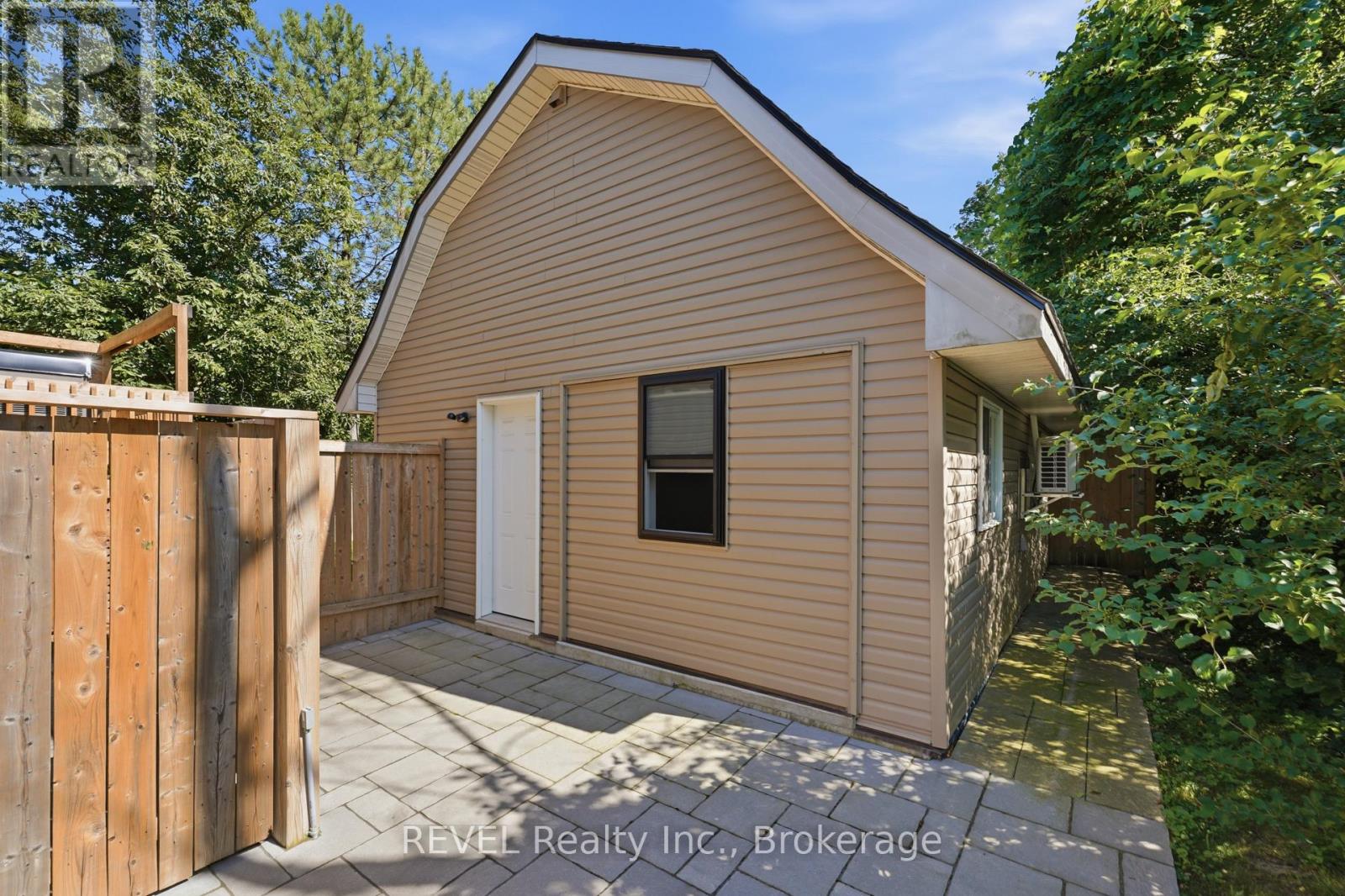 681 Warner Road, Niagara-On-The-Lake, Ontario  L0S 1J0 - Photo 31 - X13606016