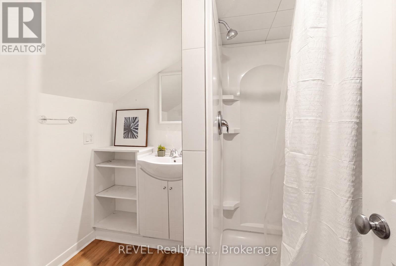 681 Warner Road, Niagara-On-The-Lake, Ontario  L0S 1J0 - Photo 37 - X13606016