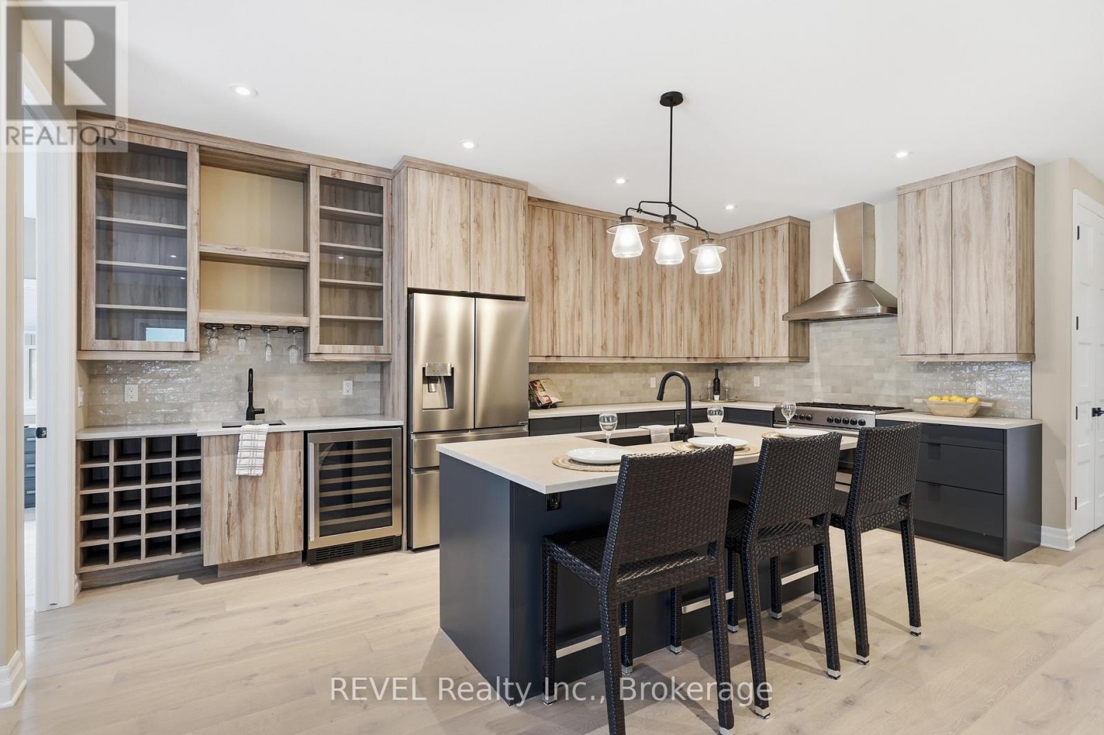 681 Warner Road, Niagara-On-The-Lake, Ontario  L0S 1J0 - Photo 5 - X13606016