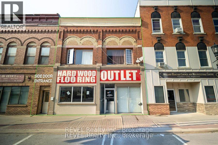 12 East Main Street, Welland, Ontario  L3B 3W3 - Photo 2 - X13606028