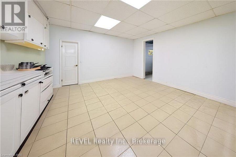 12 East Main Street, Welland, Ontario  L3B 3W3 - Photo 9 - X13606028