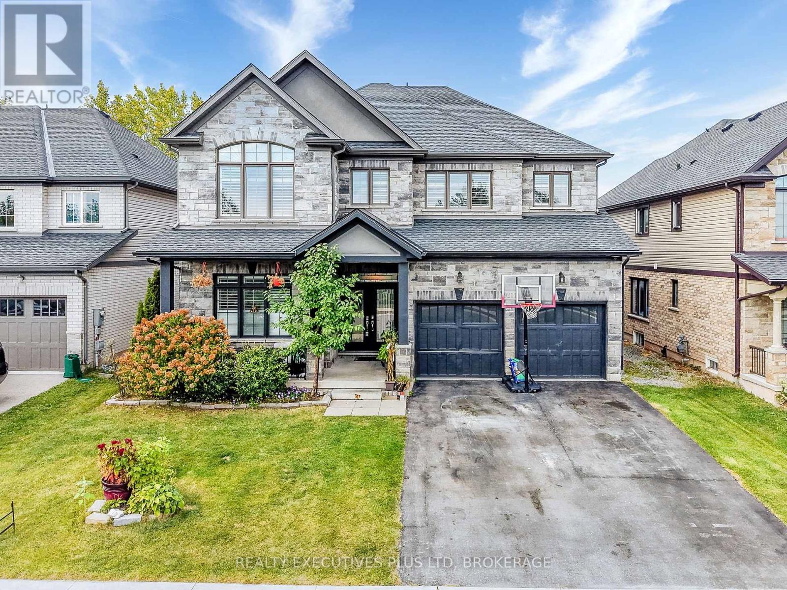 9211 TALLGRASS AVENUE, Niagara Falls, Ontario