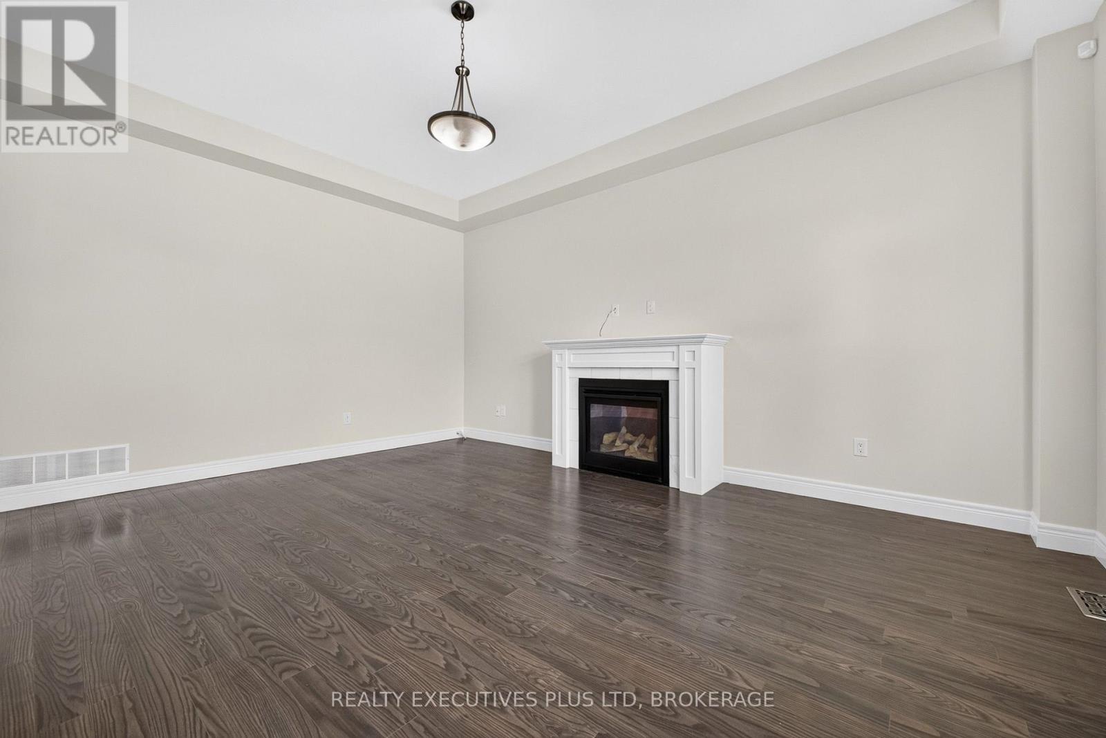 9211 Tallgrass Avenue, Niagara Falls, Ontario  L2G 0A4 - Photo 5 - X13606322