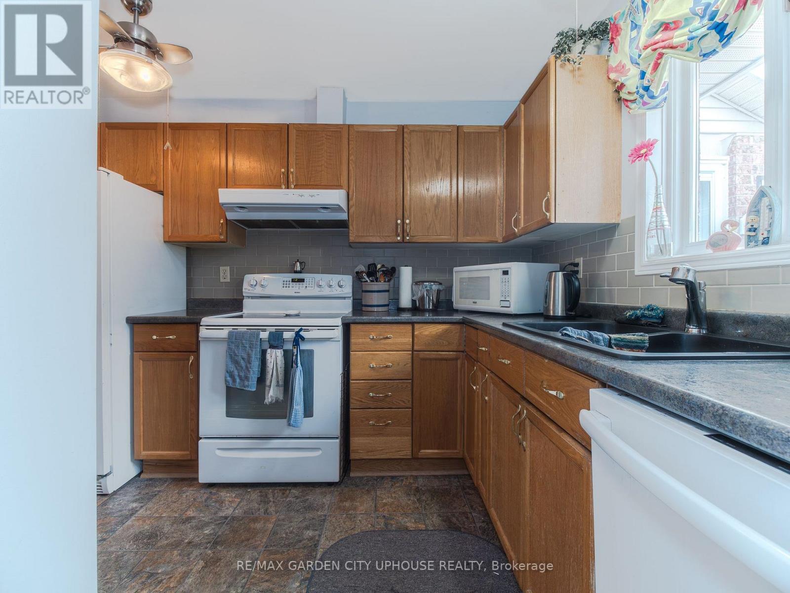 103 - 122 Bunting Road, St. Catharines, Ontario  L2P 3X7 - Photo 11 - X13606796