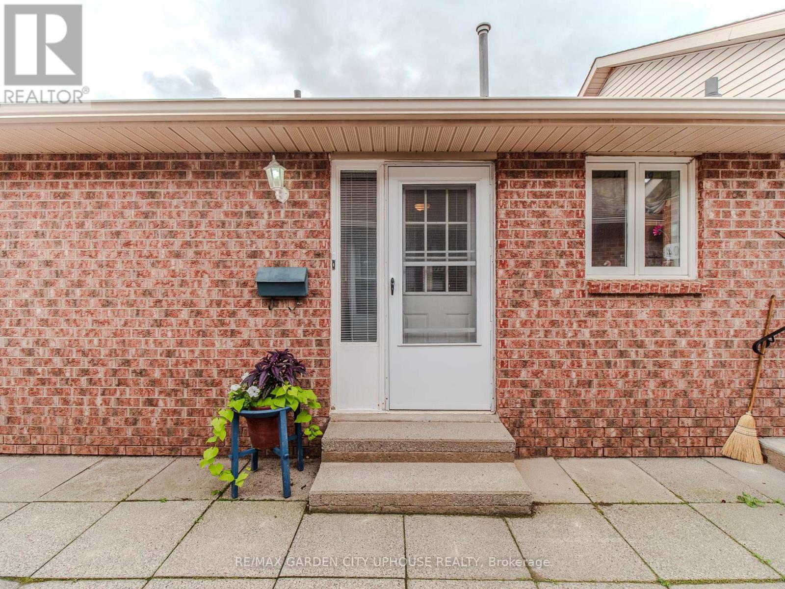 103 - 122 Bunting Road, St. Catharines, Ontario  L2P 3X7 - Photo 3 - X13606796